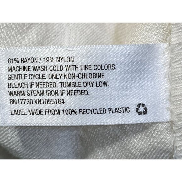 A New Day Shorts Paper bag Waist Baggie Fit Lightweight Off White Size L Large - Picture 5 of 5